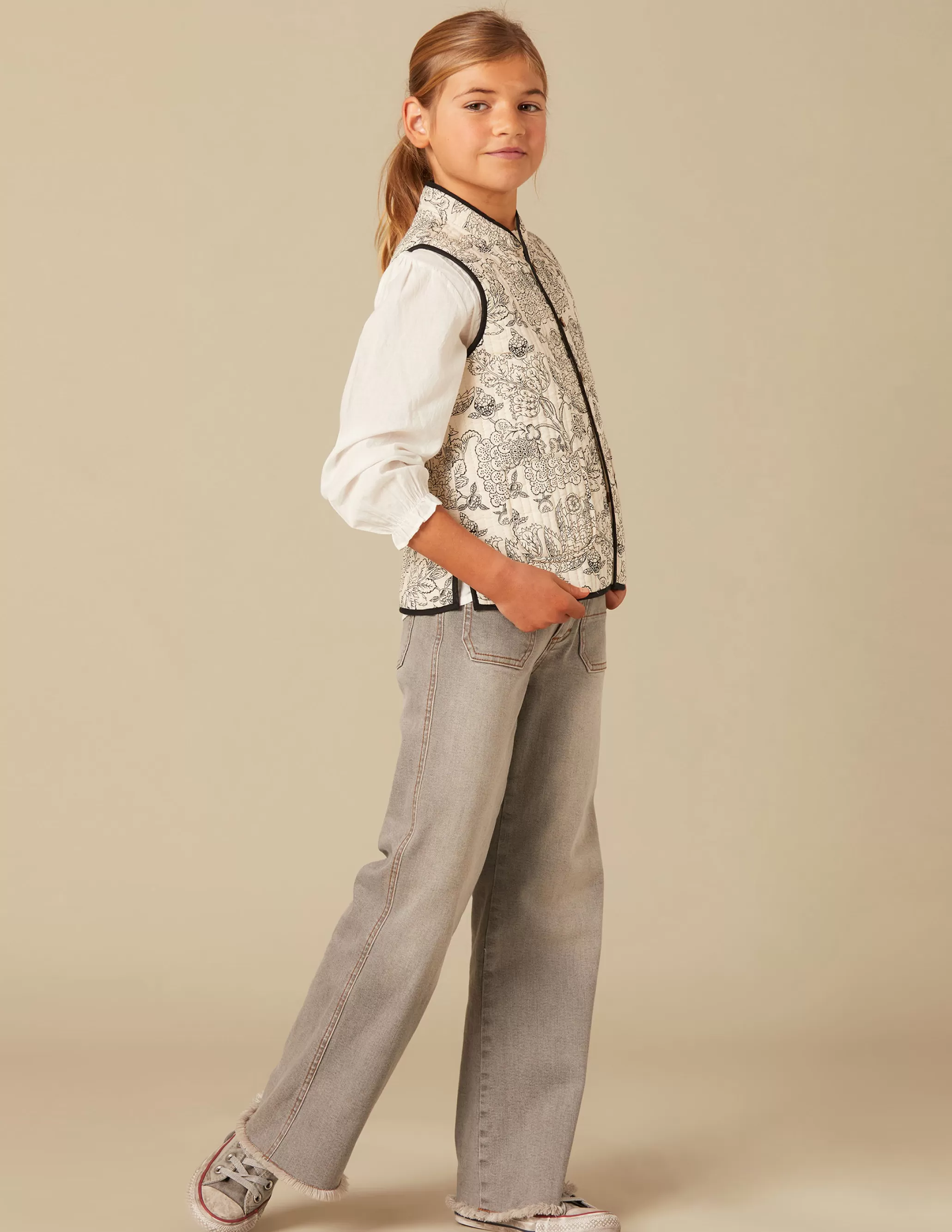 Nicoli ANTHRACITE FLOWER WAISTCOAT< Waistcoats