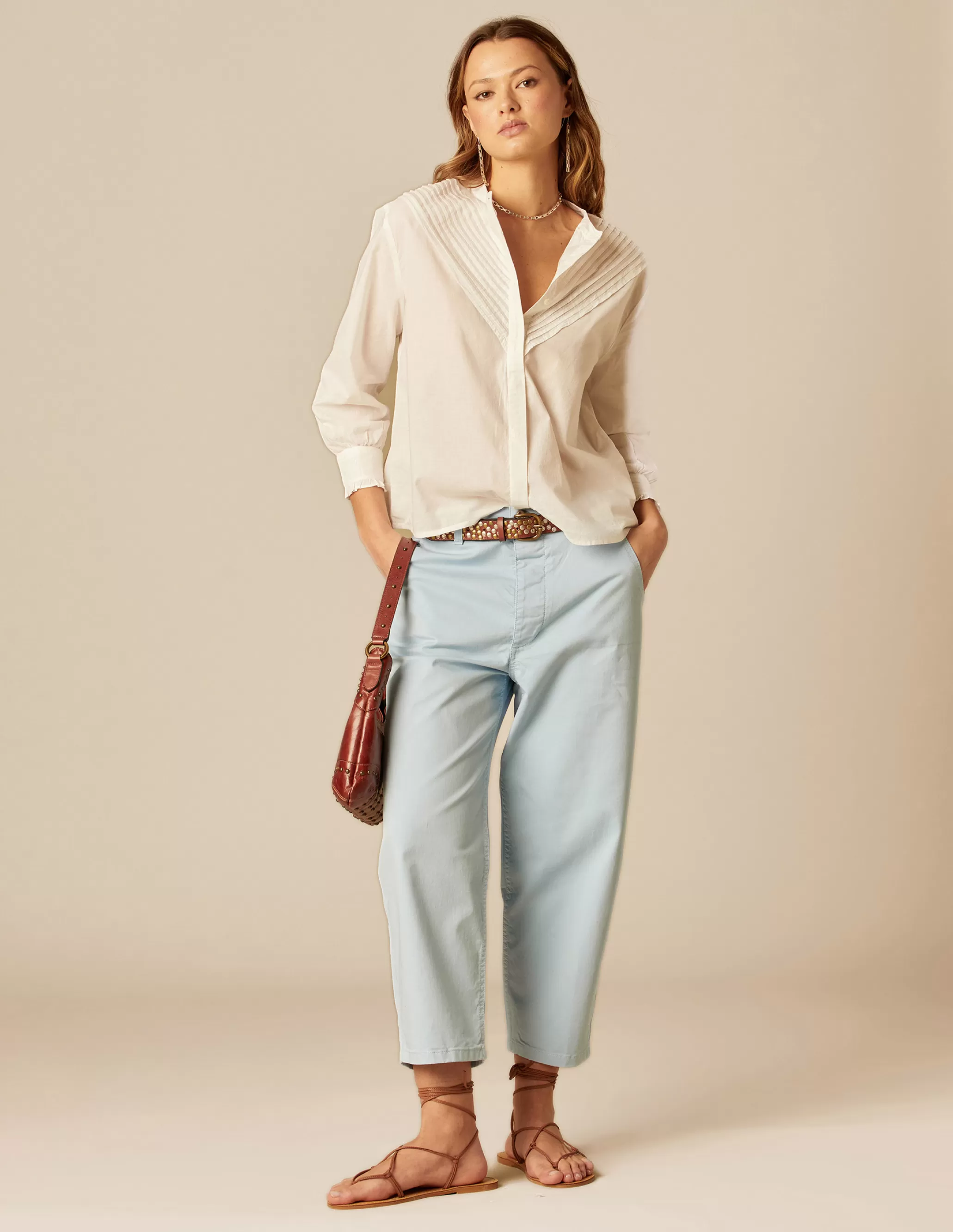 Nicoli BLUE BUTTONED TROUSERS< Trousers