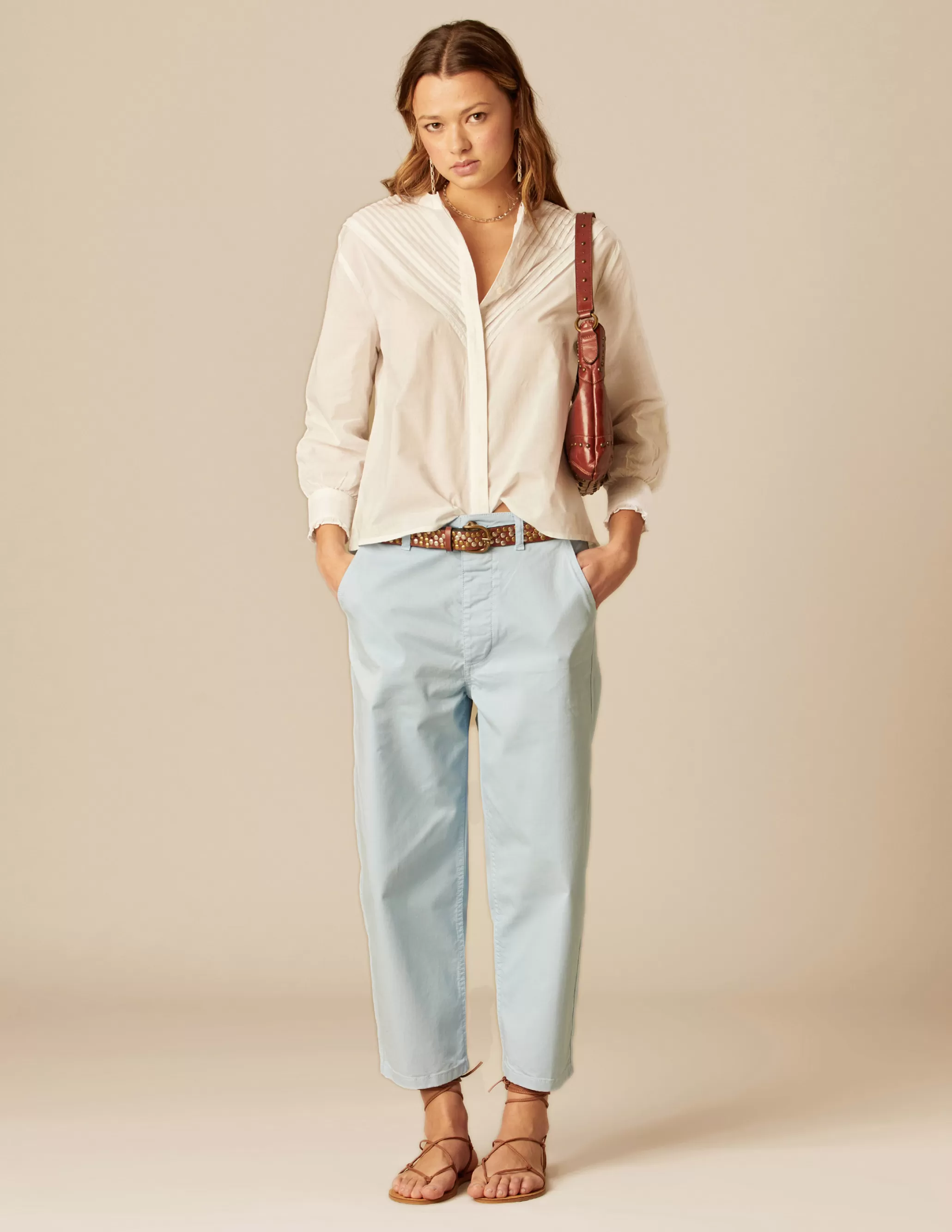 Nicoli BLUE BUTTONED TROUSERS< Trousers