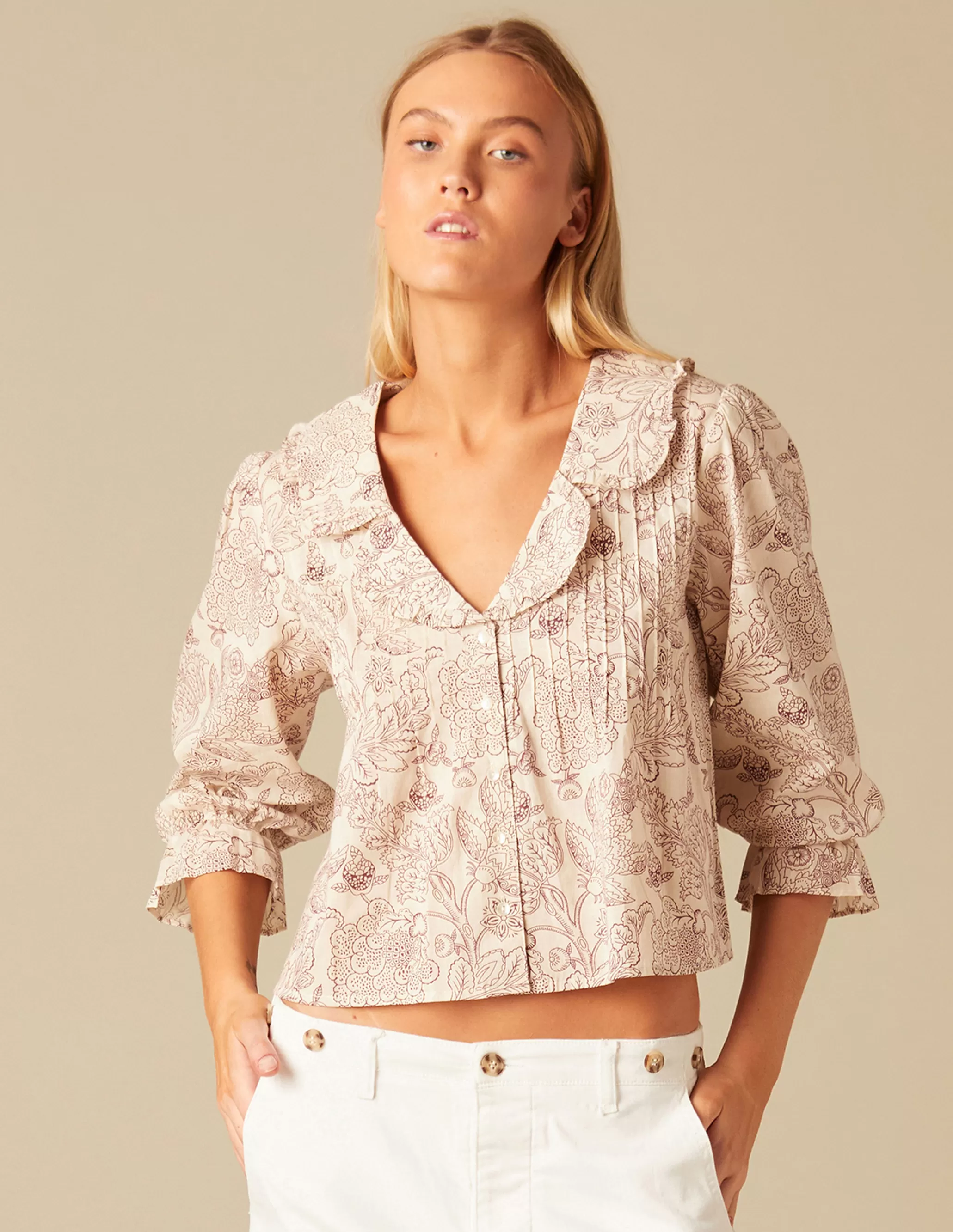 Nicoli BROWN FLOWER SHIRT< Shirts & Blouses