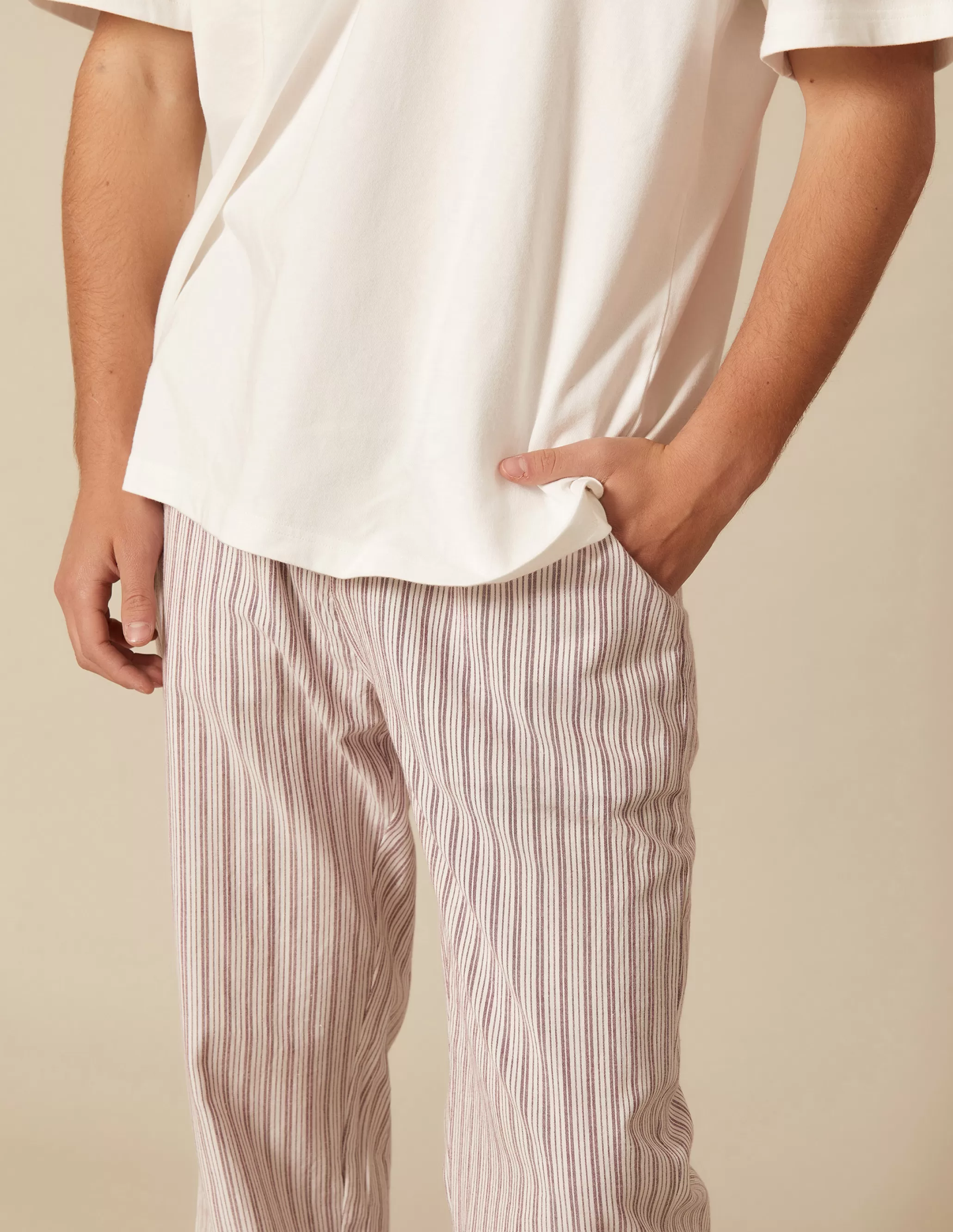 Nicoli BROWN STRIPED TROUSERS< Trousers