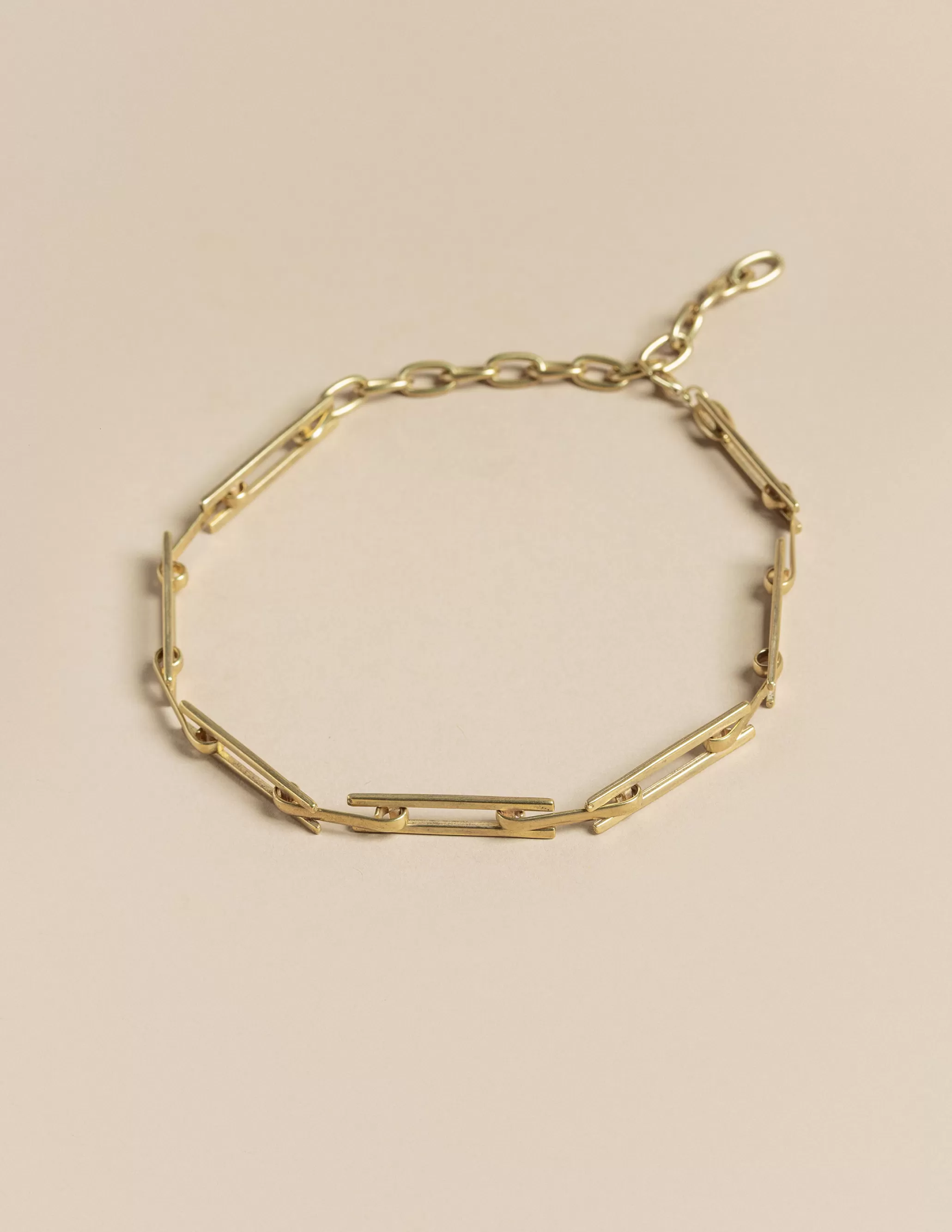 Nicoli GOLD 'H' NECKLACE< Necklaces & Chokers