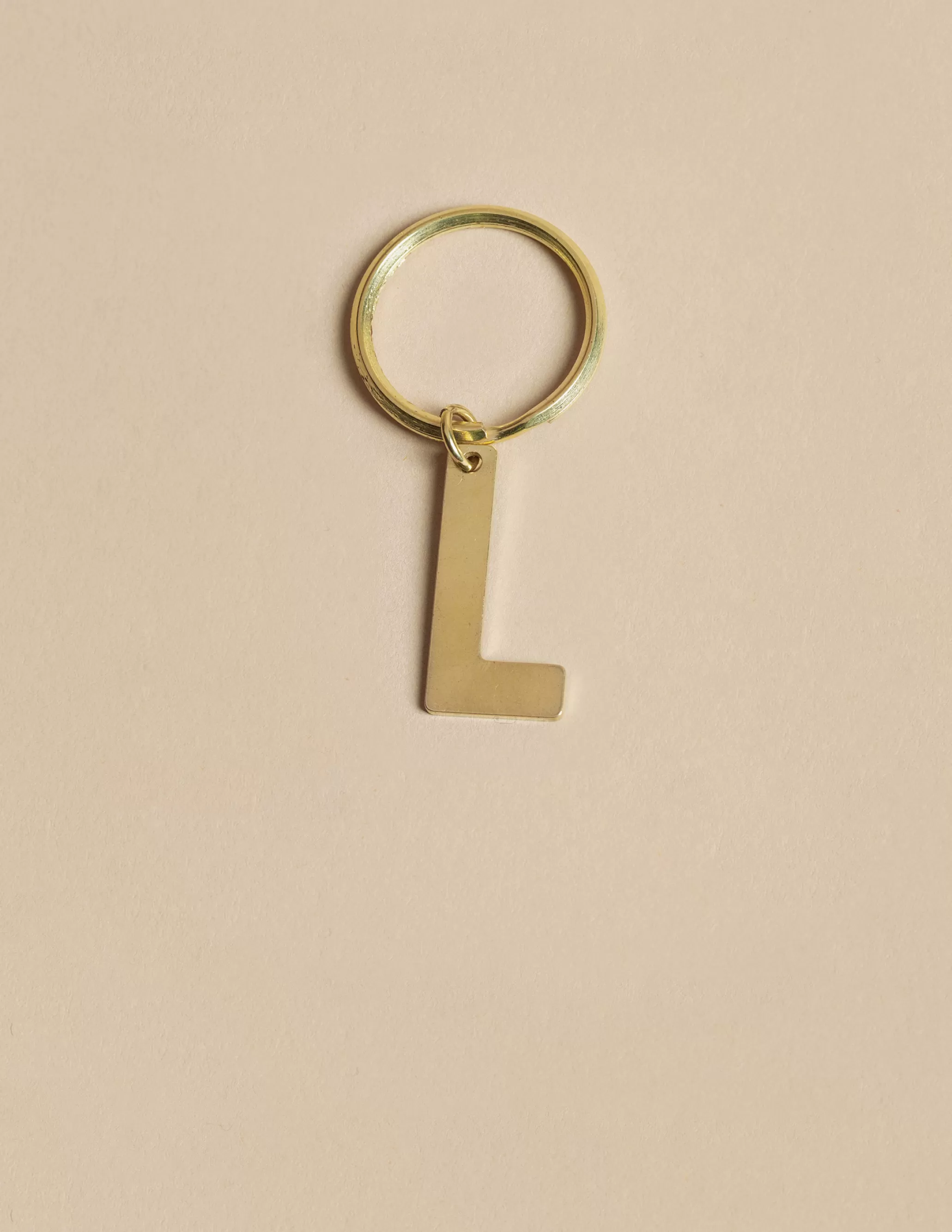 Nicoli GOLD "L" KEYCHAIN< Keychain | Keychain