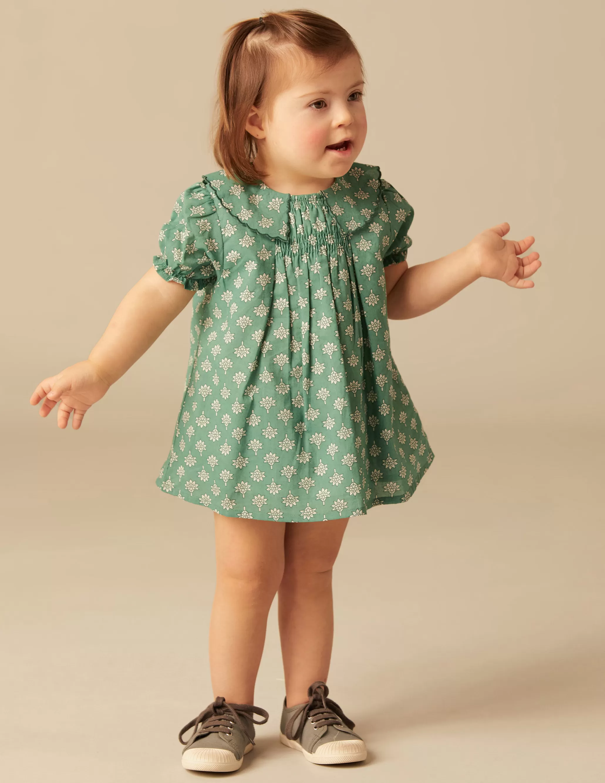 Nicoli GREEN PRINT DRESS< Dresses