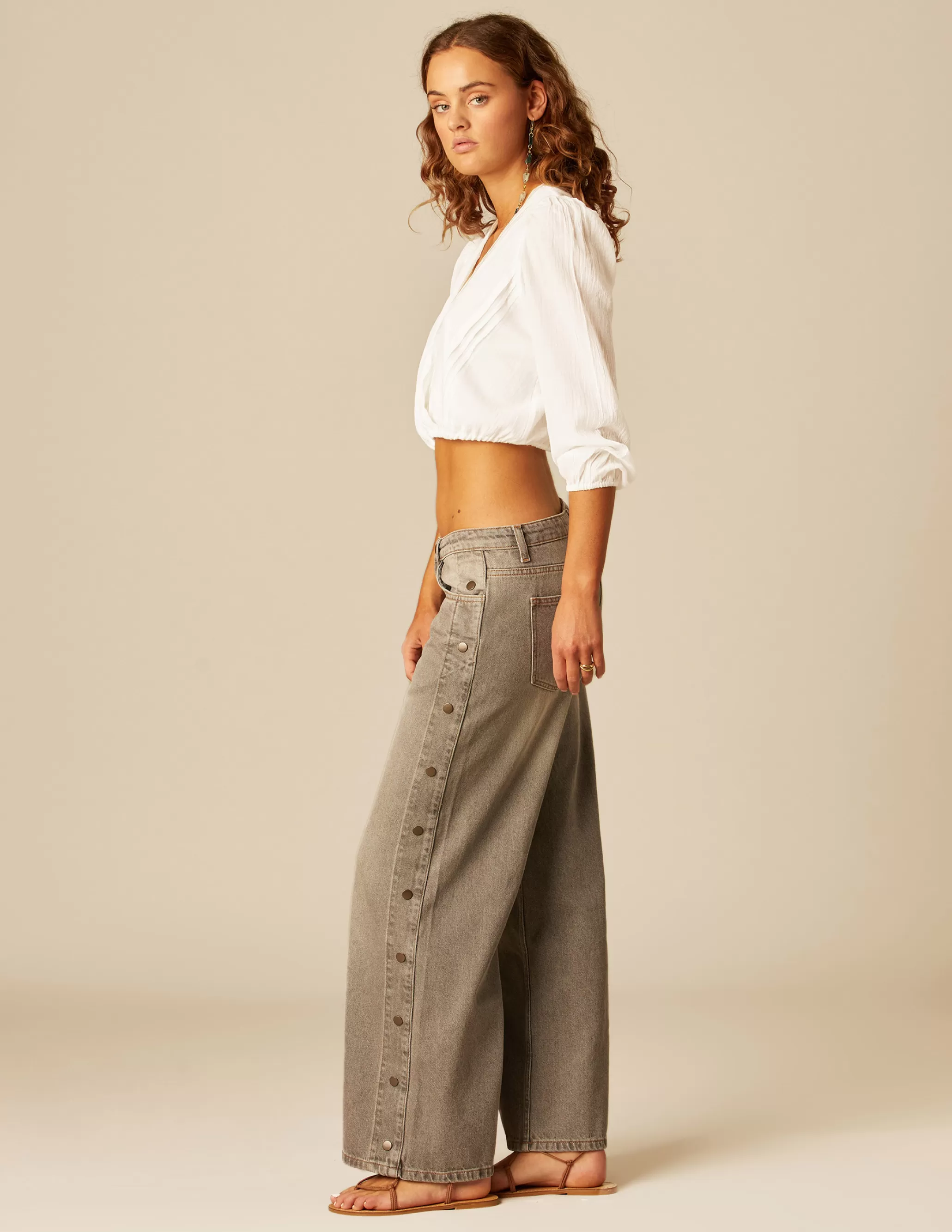 Nicoli GREY TROUSERS WITH SIDE BUTTONS< Trousers | Denim