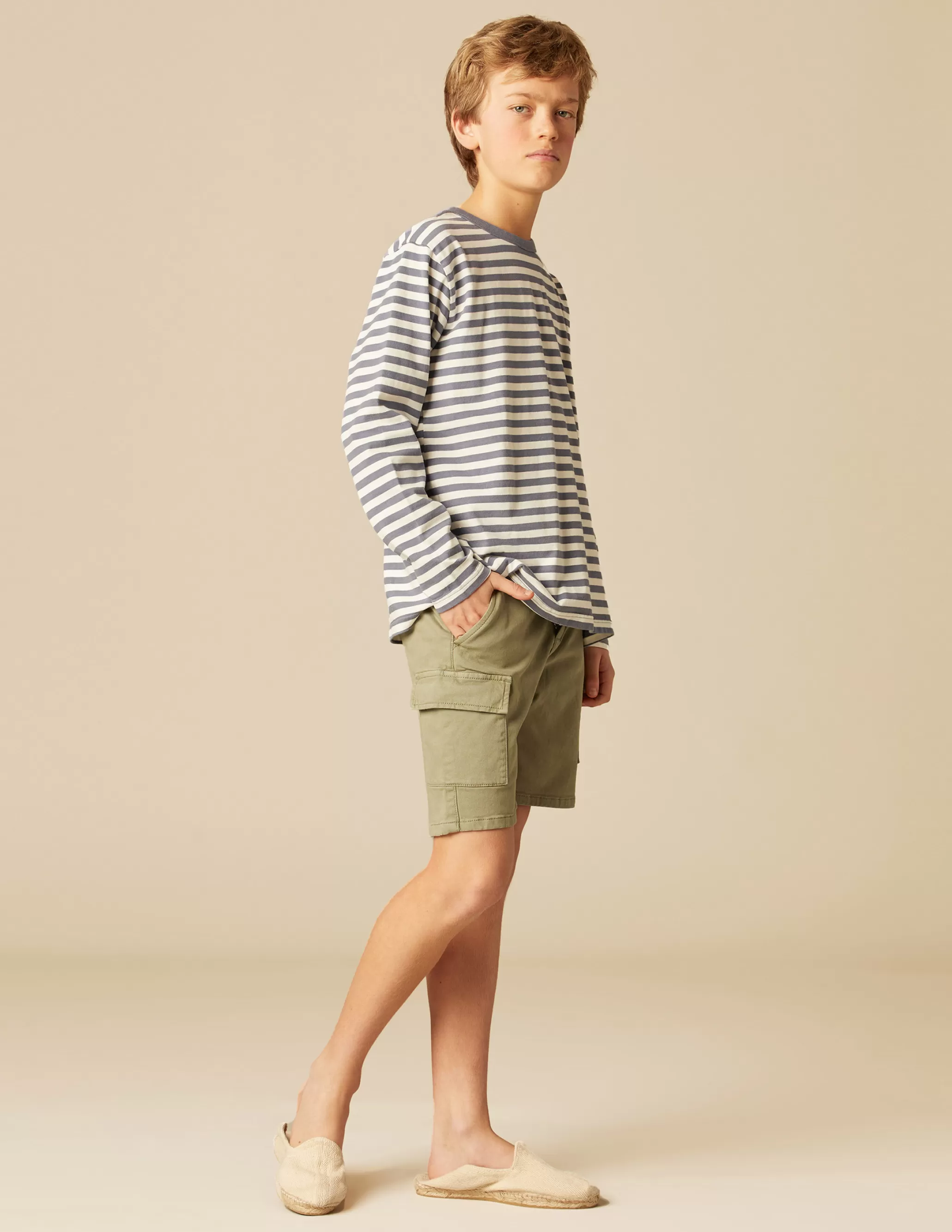 Nicoli KHAKI CARGO SHORTS< Trousers