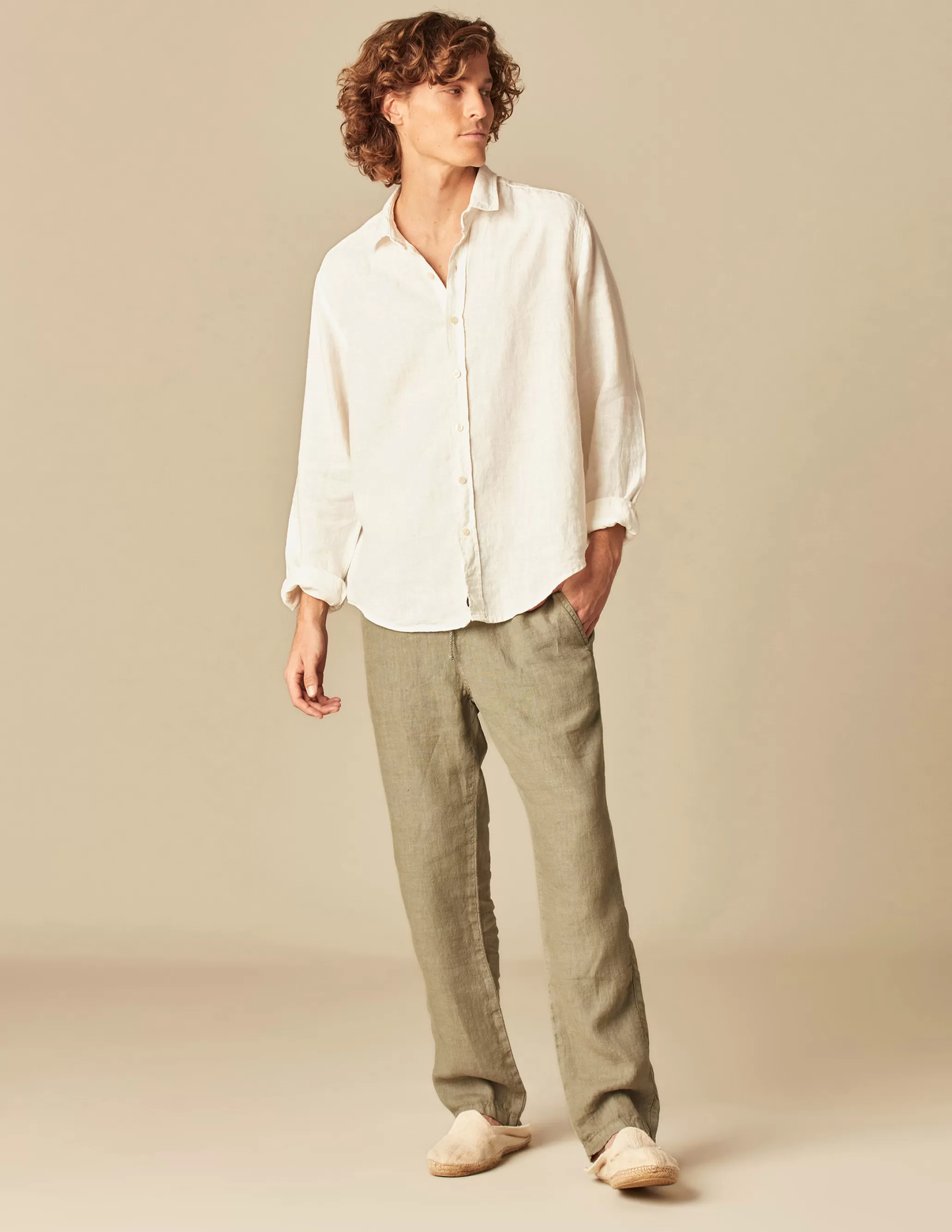 Nicoli KHAKI LINEN TROUSERS< Trousers