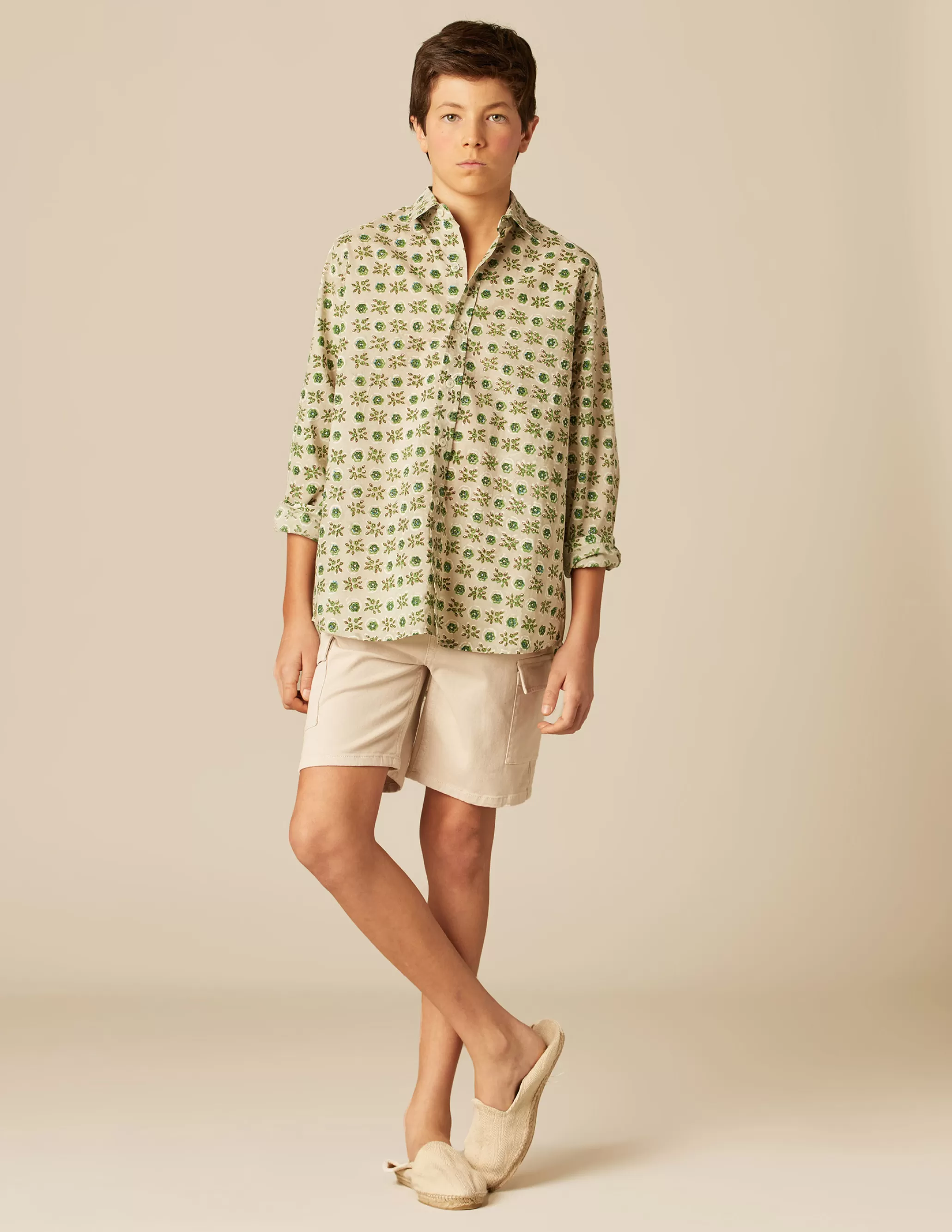 Nicoli SAND CARGO SHORTS< Trousers