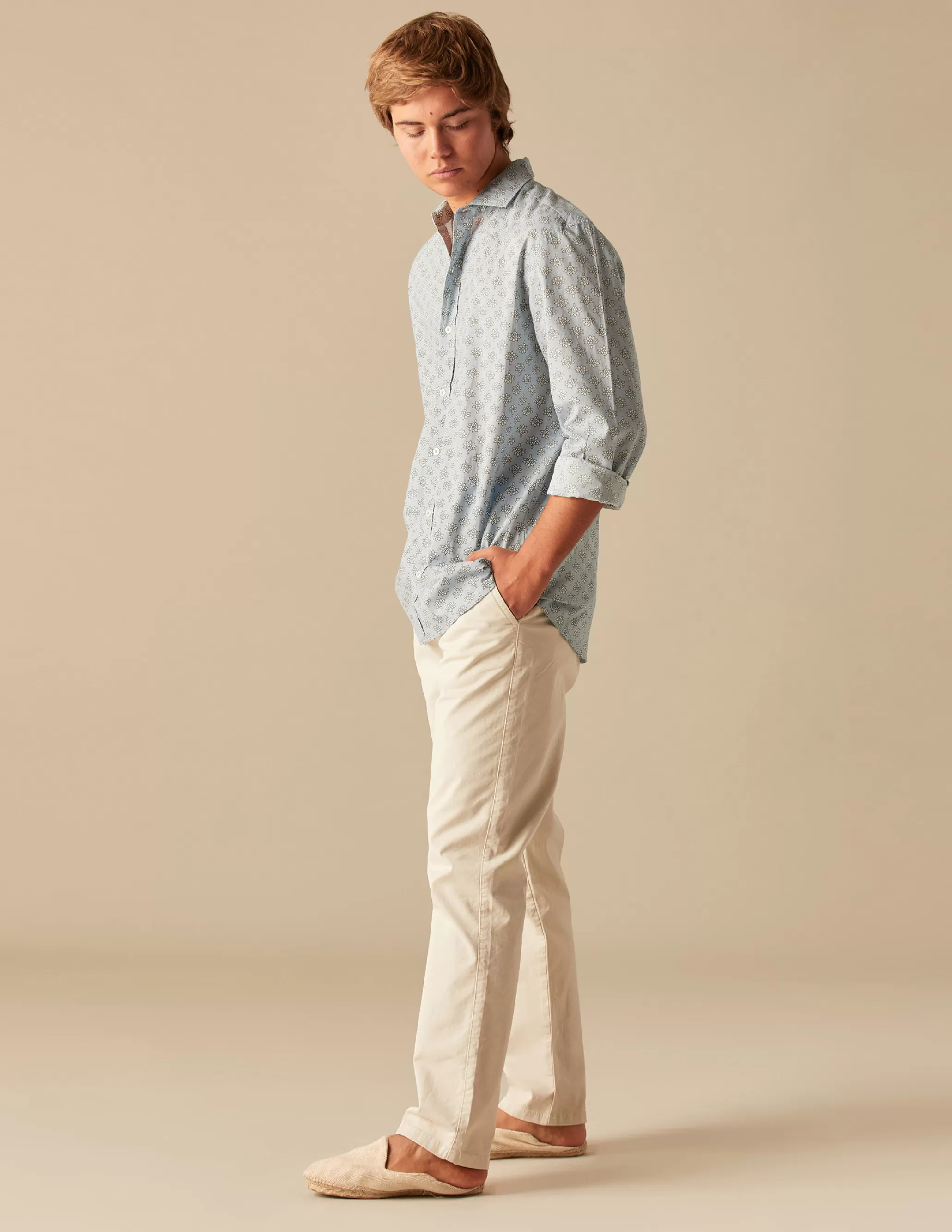 Nicoli SAND CHINOS< Trousers