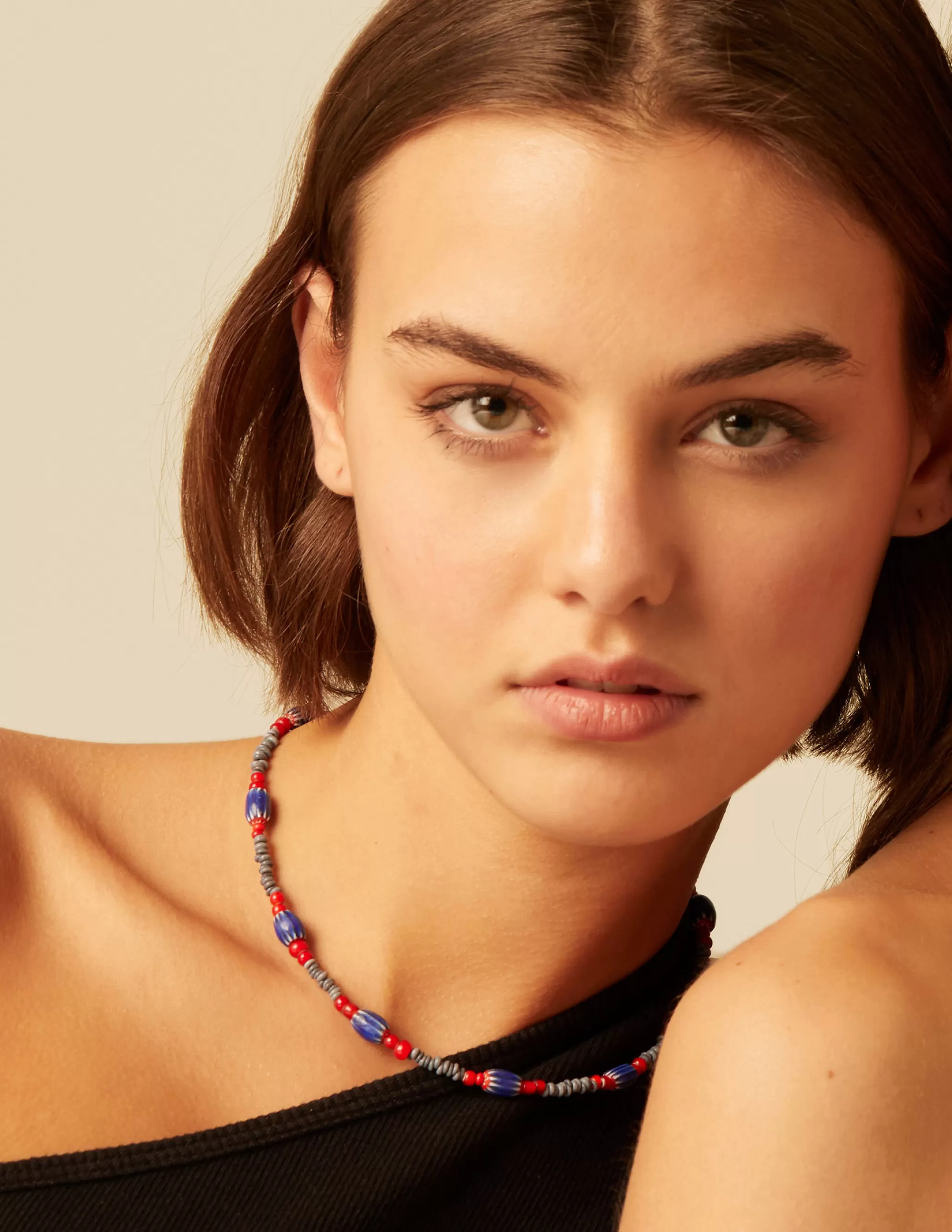 Nicoli SHORT BLUE/RED NECKLACE< Necklaces & Chokers | Necklaces