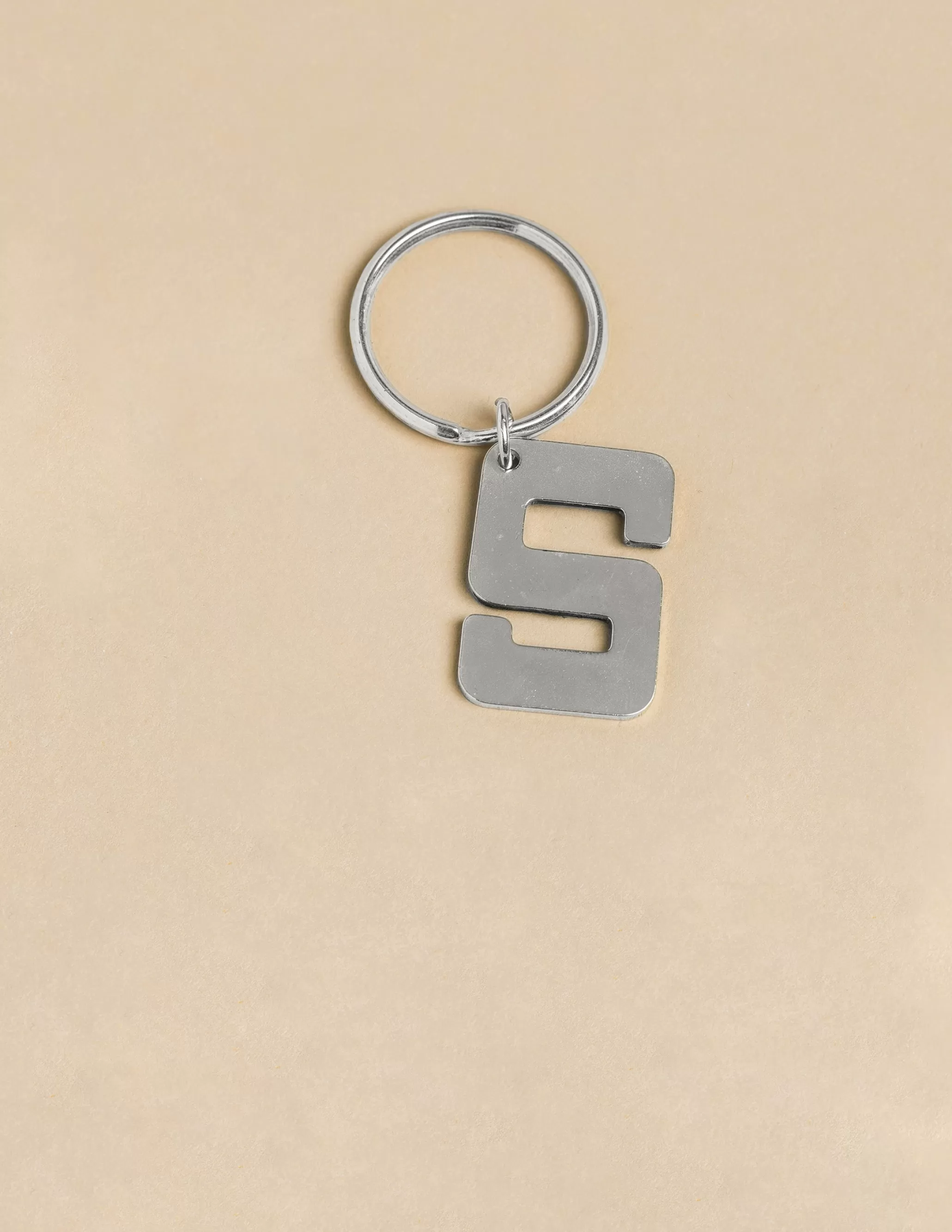 Nicoli SILVER "S" KEYCHAIN< Keychain | Keychain