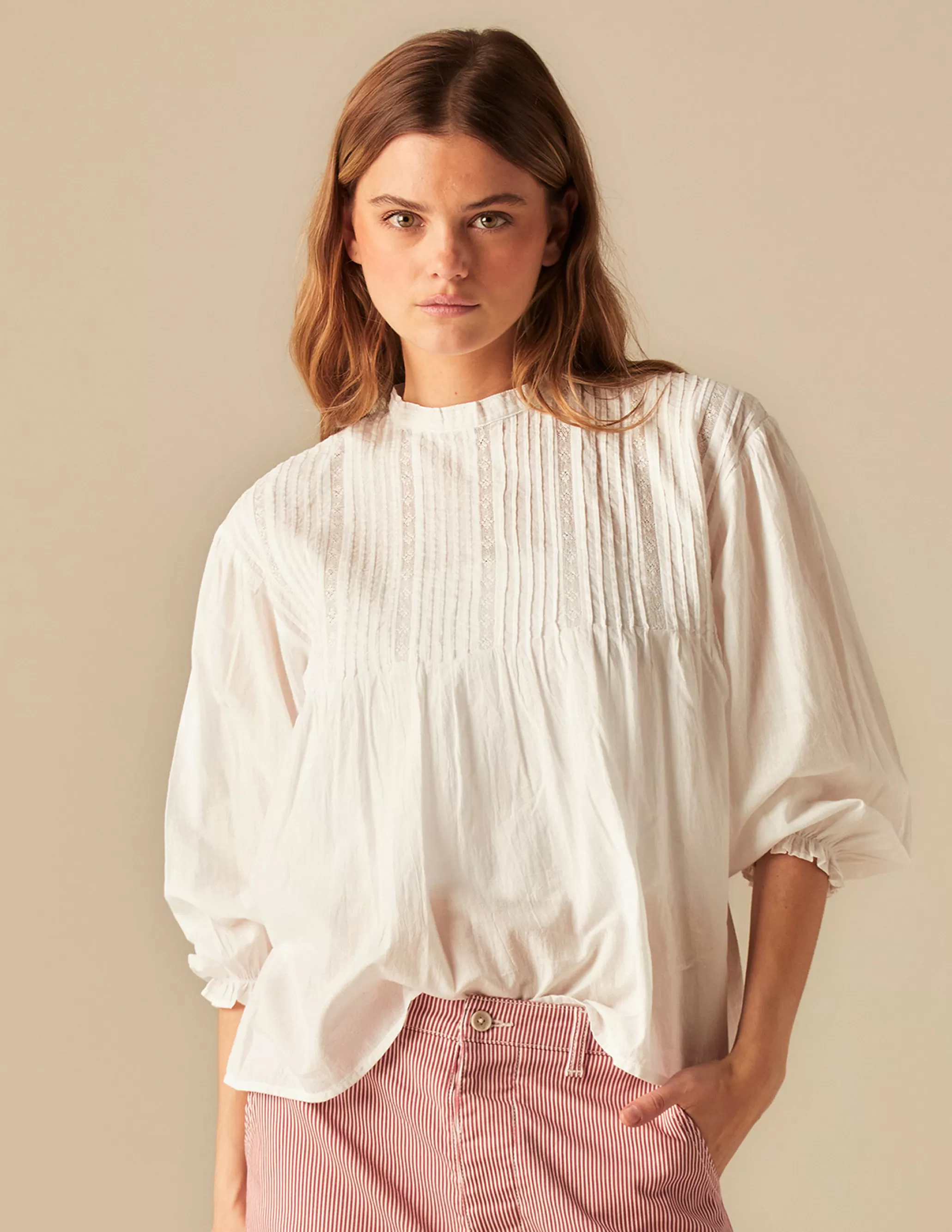 Nicoli WHITE LACE SHIRT< Shirts & Blouses