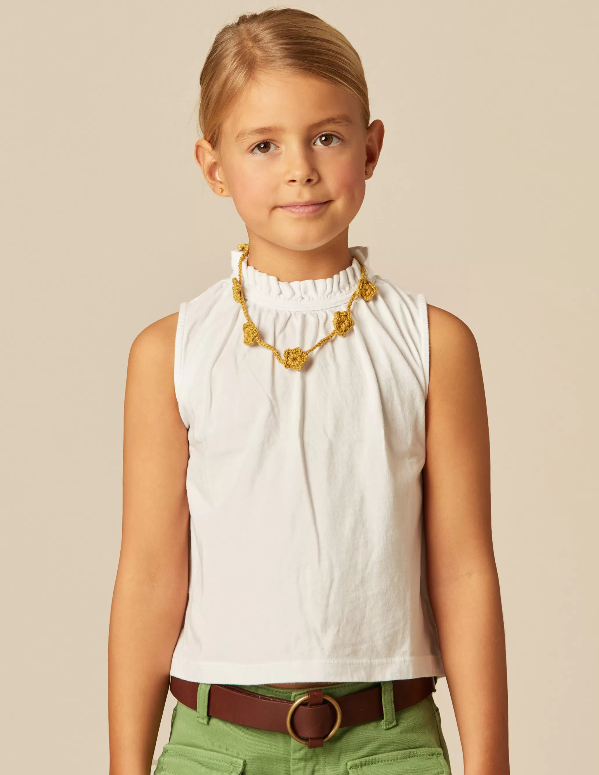 Nicoli WHITE RUFFLE NECK T-SHIRT< T-shirts